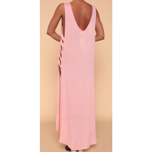beach cover up   
 organic cotton 
Luxury resort - Picture 3 of 8